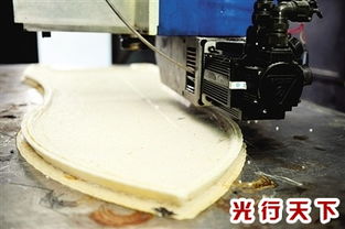 國內最大工業級3D打印機成功打印出可載人小船，開啟大型構件制造新紀元